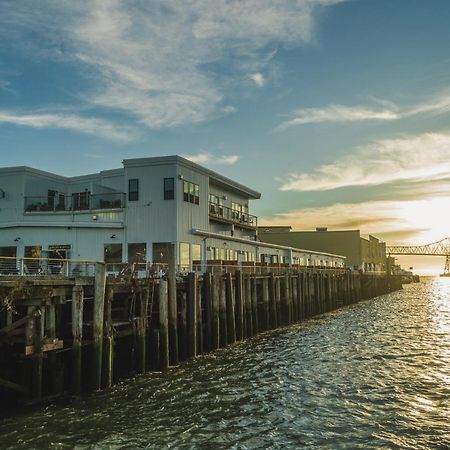 Bowline Hotel Астория Екстериор снимка