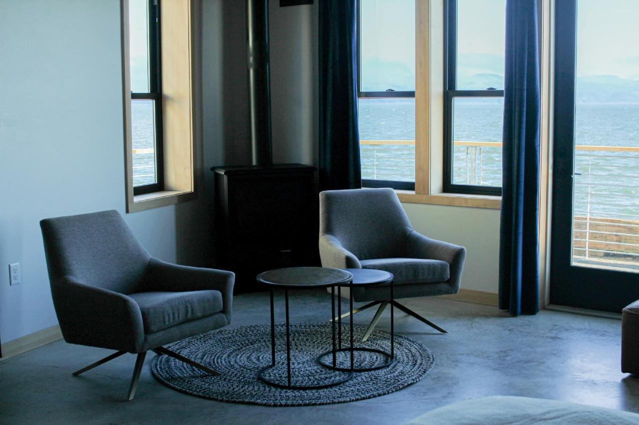 Bowline Hotel Астория Екстериор снимка