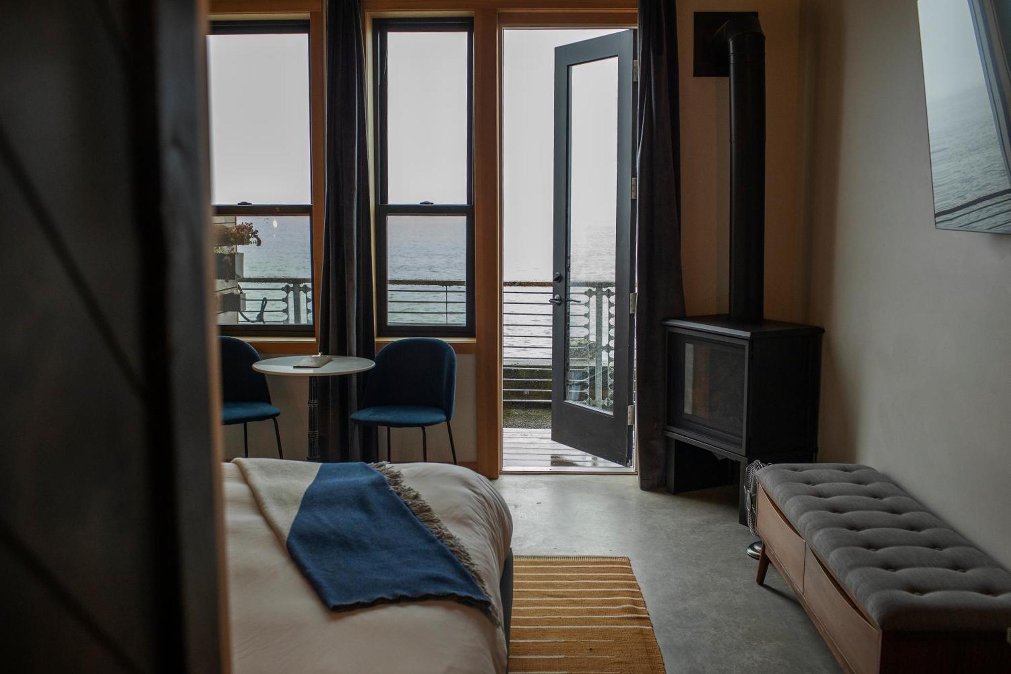 Bowline Hotel Астория Екстериор снимка